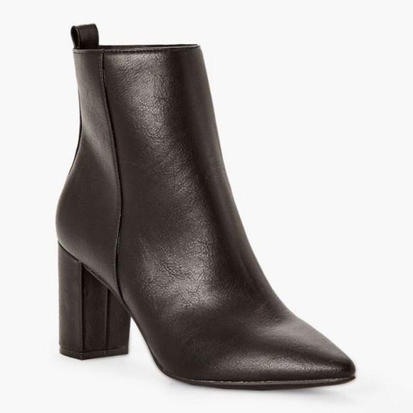 Olyvia Block Heeled Bootie - 7.5 - Picture 1 of 4